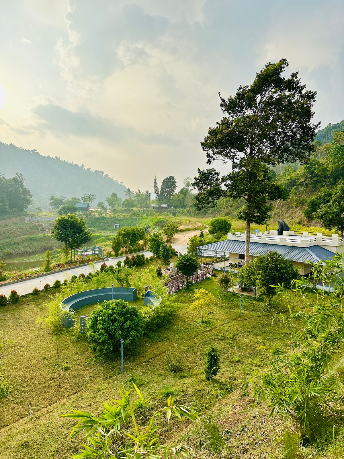 Kakkadampoyil top-rated resorts