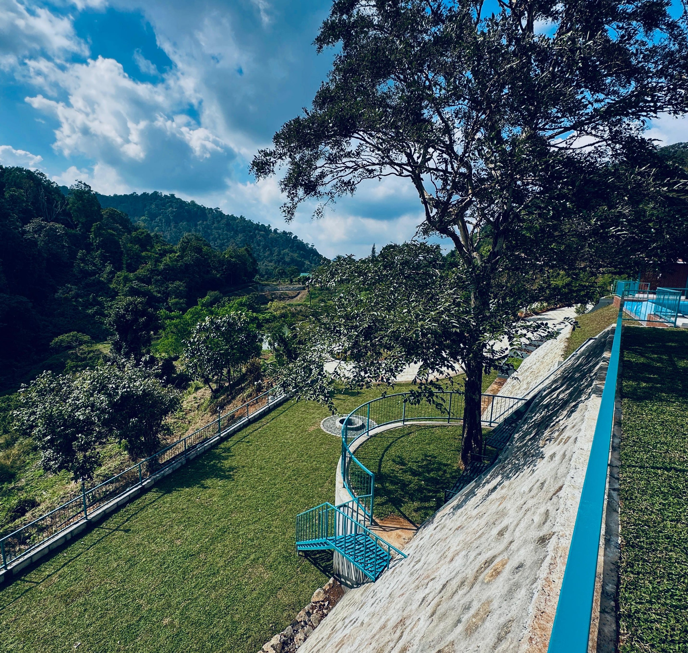 Family Resort in Kakkadampoyil
